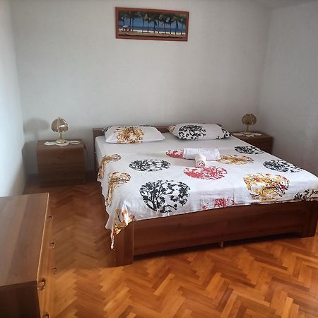 Apartment Zdenka 1 Trogir Eksteriør bilde
